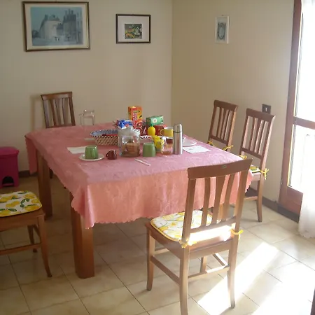 Giardino Degli Aranci فندق مبيت وإفطار La Massimina-Casal Lumbroso
